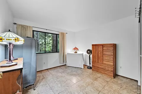 Bedroom - 48 Creek Ct, Cotati, CA 94931 photo 3 of 5
