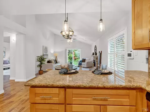 Kitchen - 220 Mendelssohn Ct, Cotati, CA 94931 photo 5 of 5