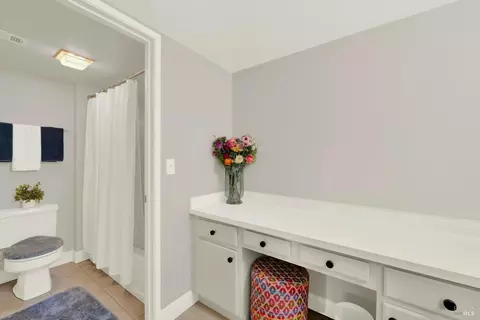 Bath - 4655 Melody Dr #A, Concord, CA 94521 photo 2 of 4