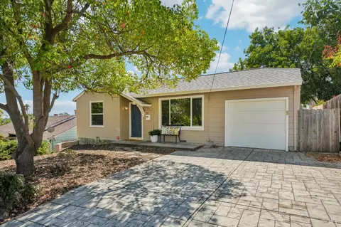 74 Linda Vista St, Benicia, CA 94510
