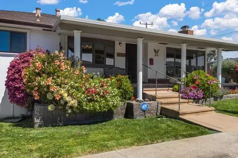 1124 Mahoney St, Rodeo, CA 94572 photo 4