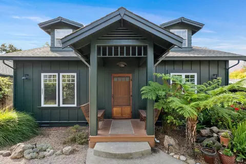 18470 Lucas Ave, Sonoma, CA 95476