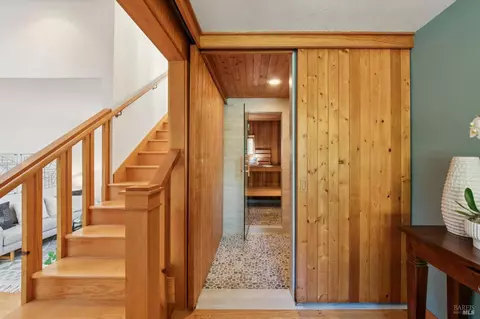 Entry Way - 112 Bothin Rd, Fairfax, CA 94930 photo 6 of 8
