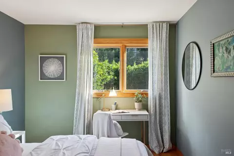 Bedroom - 112 Bothin Rd, Fairfax, CA 94930 photo 7 of 8