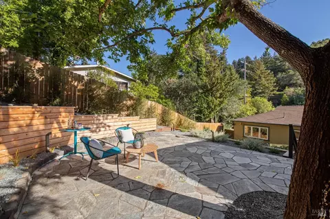 Exterior - 112 Bothin Rd, Fairfax, CA 94930 photo 13 of 19
