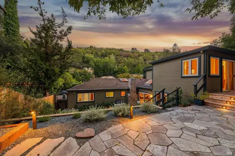112 Bothin Rd, Fairfax, CA 94930