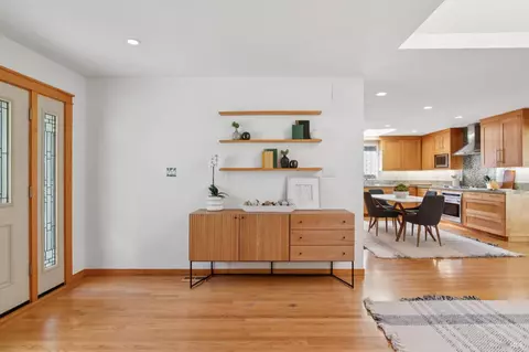 Entry Way - 112 Bothin Rd, Fairfax, CA 94930 photo 1 of 8