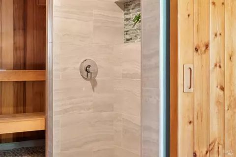 Bath - 112 Bothin Rd, Fairfax, CA 94930 photo 3 of 7
