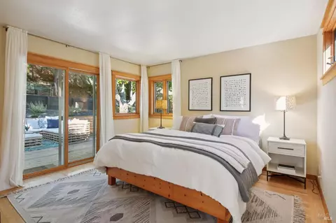 Bedroom - 112 Bothin Rd, Fairfax, CA 94930 photo 1 of 8