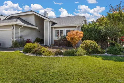 Exterior - 100 Shoreline Pl, Vallejo, CA 94591 photo 3 of 10
