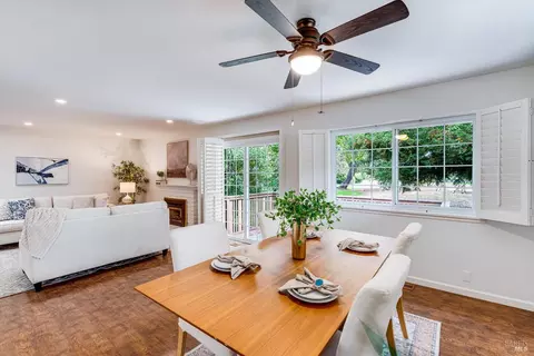 Dining - 152 Temelec Cir, Sonoma, CA 95476 photo 2 of 2