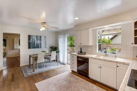 Kitchen - 152 Temelec Cir, Sonoma, CA 95476 photo 4 of 4