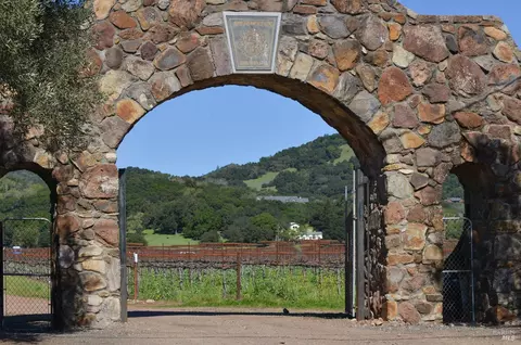 100 Vineyard Cir, Sonoma, CA 95476 photo 30