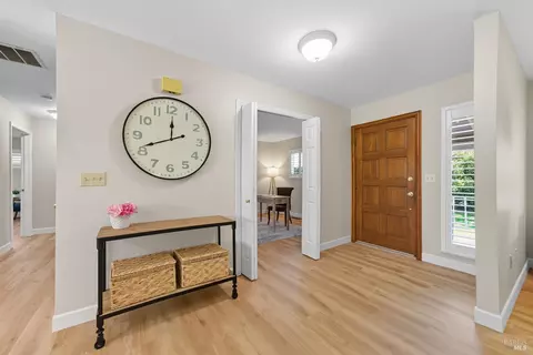 100 Vineyard Cir, Sonoma, CA 95476 photo 2