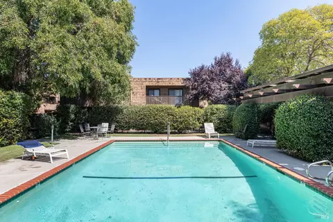 Exterior - 2398 Walters Way #6, Concord, CA 94520 photo 12 of 15