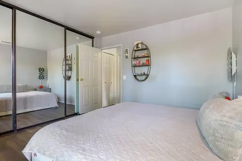 Bedroom - 2398 Walters Way #6, Concord, CA 94520 photo 6 of 6
