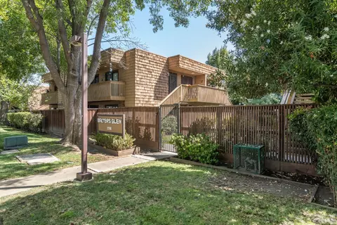 Exterior - 2398 Walters Way #6, Concord, CA 94520 photo 8 of 15