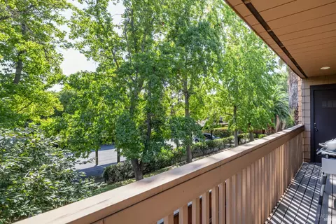 Exterior - 2398 Walters Way #6, Concord, CA 94520 photo 5 of 15