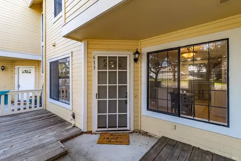 Exterior - 613 Devonwood, Hercules, CA 94547 photo 5 of 11