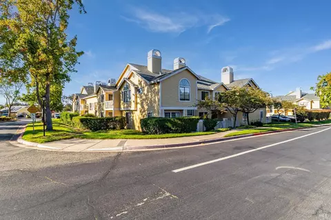 Exterior - 613 Devonwood, Hercules, CA 94547 photo 2 of 11