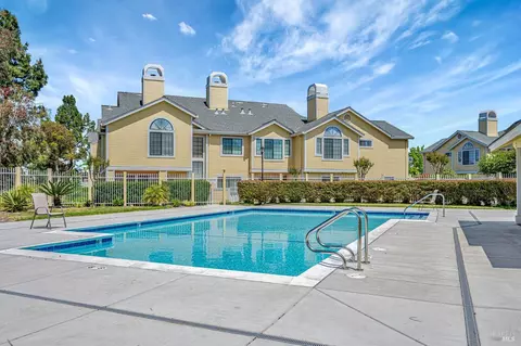 Exterior - 613 Devonwood, Hercules, CA 94547 photo 11 of 11