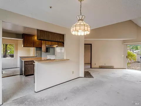 Living - 8140 Sunflower Dr, Cotati, CA 94931 photo 1 of 2