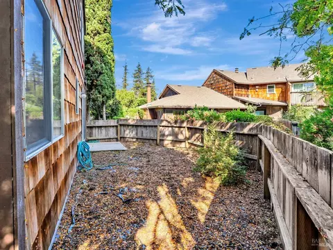 Exterior - 8140 Sunflower Dr, Cotati, CA 94931 photo 4 of 8