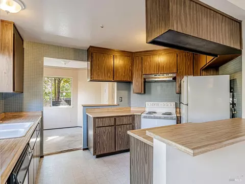 Kitchen - 8140 Sunflower Dr, Cotati, CA 94931 photo 1 of 5