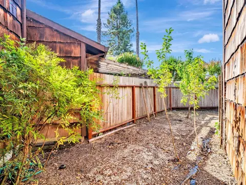 Exterior - 8140 Sunflower Dr, Cotati, CA 94931 photo 3 of 8