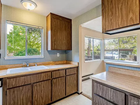 Kitchen - 8140 Sunflower Dr, Cotati, CA 94931 photo 2 of 5