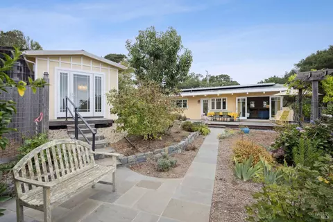 215 Via De La Vis, Inverness, CA 94937