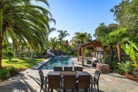 220 Deer Park Ave, San Rafael, CA 94901