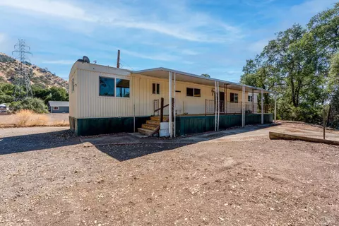 3072 Gardner Rd, Nice, CA 95464
