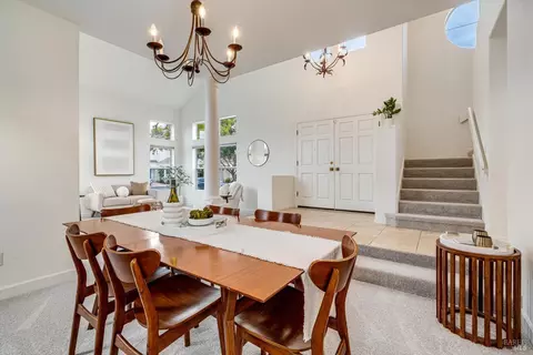 Dining - 106 Camino Del Sol, Vallejo, CA 94591 photo 4 of 5