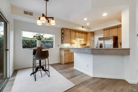 Kitchen - 106 Camino Del Sol, Vallejo, CA 94591 photo 6 of 6