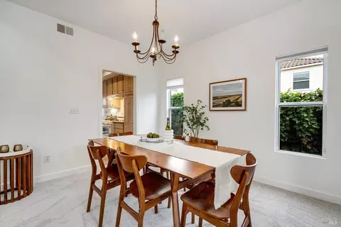 Dining - 106 Camino Del Sol, Vallejo, CA 94591 photo 3 of 5