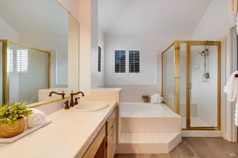 Bath - 106 Camino Del Sol, Vallejo, CA 94591 photo 5 of 5