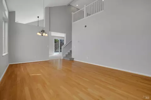 Living - 1202 Andrea Way, Vallejo, CA 94591 photo 3 of 8