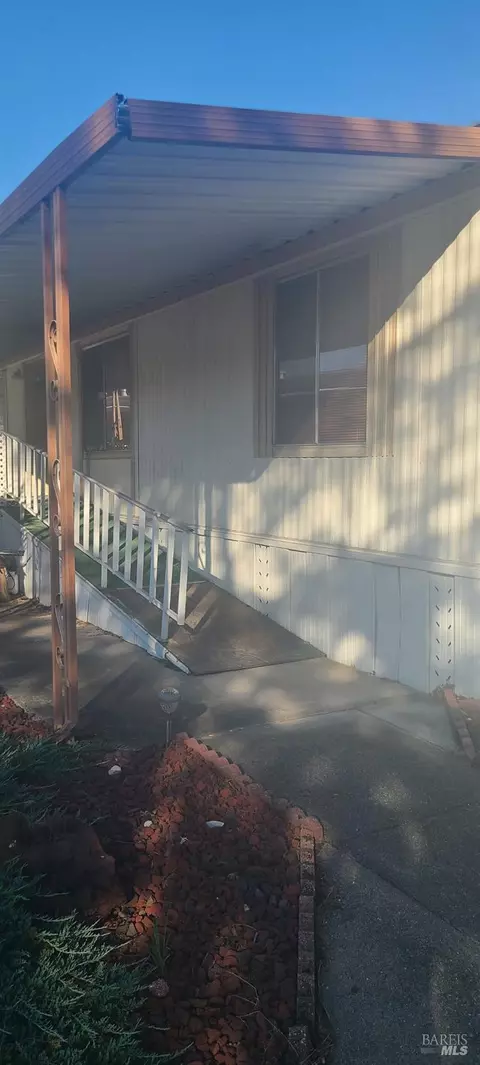 700 E Gobbi St #53, Ukiah, CA 95482 photo 2