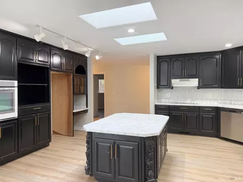 Kitchen - 3020 Primrose Dr, Willits, CA 95490 photo 2 of 3