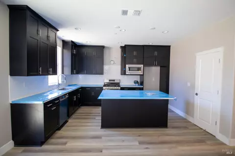51 Denova Ln, Martinez, CA 94553 photo 4