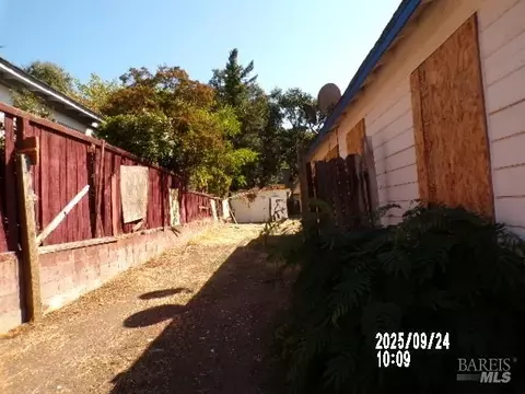 6874 Crump Ave, Nice, CA 95464 photo 11