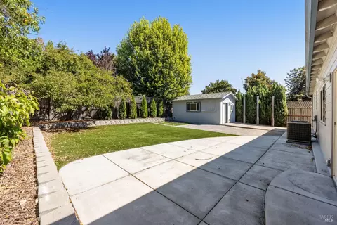 1785 Pine Ave, Petaluma, CA 94954 photo 2