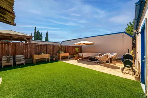 Exterior - 2429 Baltic Dr, Fairfield, CA 94533 photo 5 of 7