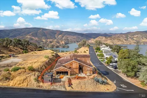 1061 Rimrock Dr, Napa, CA 94558