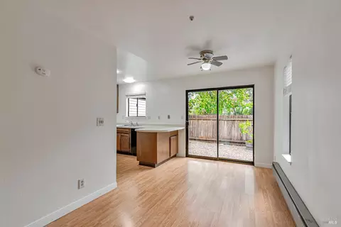 Living - 79 William St #L, Cotati, CA 94931 photo 3 of 4