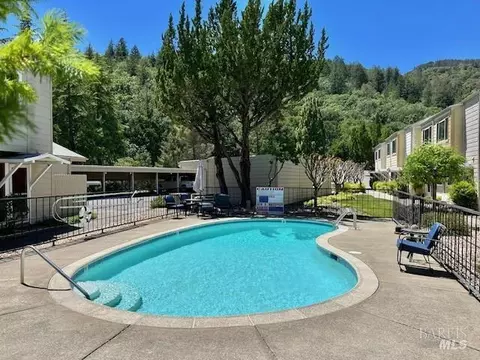 280 San Jacinta Dr #I, Ukiah, CA 95482
