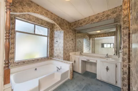 20 E Napa Dr, Petaluma, CA 94952 photo 17