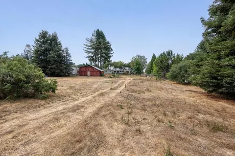 Exterior - 447 Sparkes Rd, Sebastopol, CA 95472 photo 10 of 14