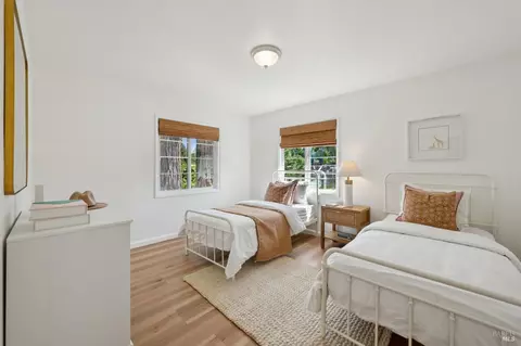 Bedroom - 447 Sparkes Rd, Sebastopol, CA 95472 photo 5 of 6